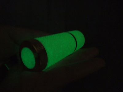 超亮夜光9LED手電筒 功能、設(shè)計(jì)與采購指南